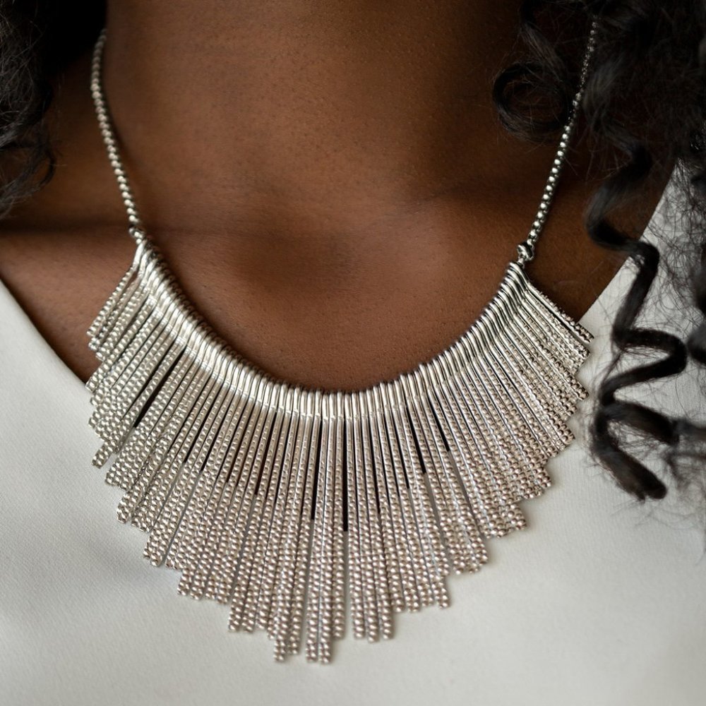 NWT silver mane statement necklace and earring set